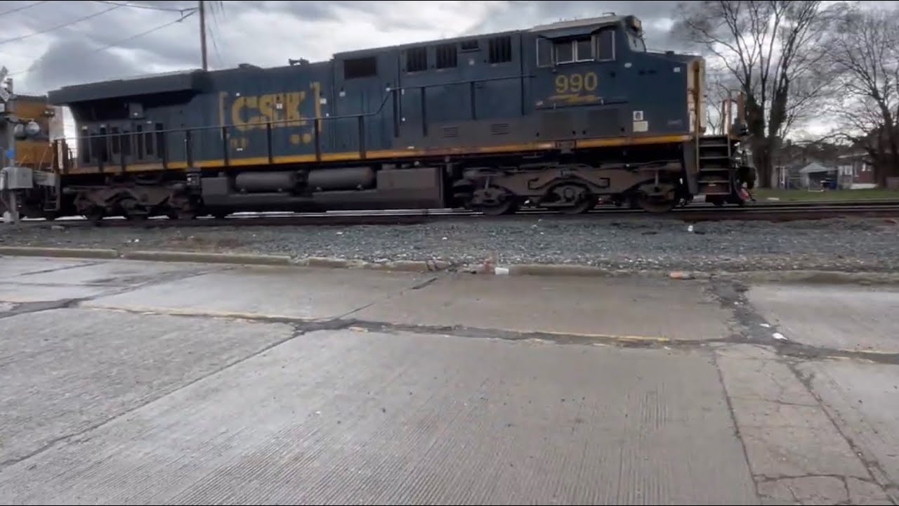 Rainy railfanning in Hamilton Ohio 