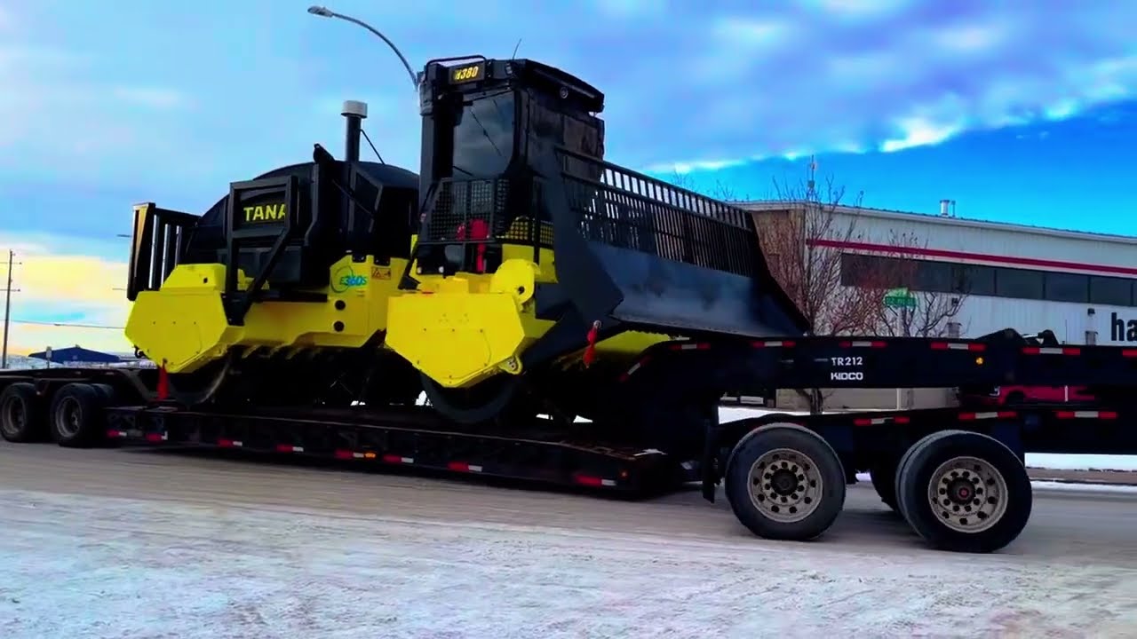 Tana H380 Landfill Compactor Delivery