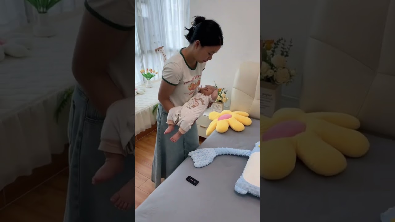 The Baby Clapping Soothing Plush That Helps Babies Fall Asleep Faster#shorts #babysleep
