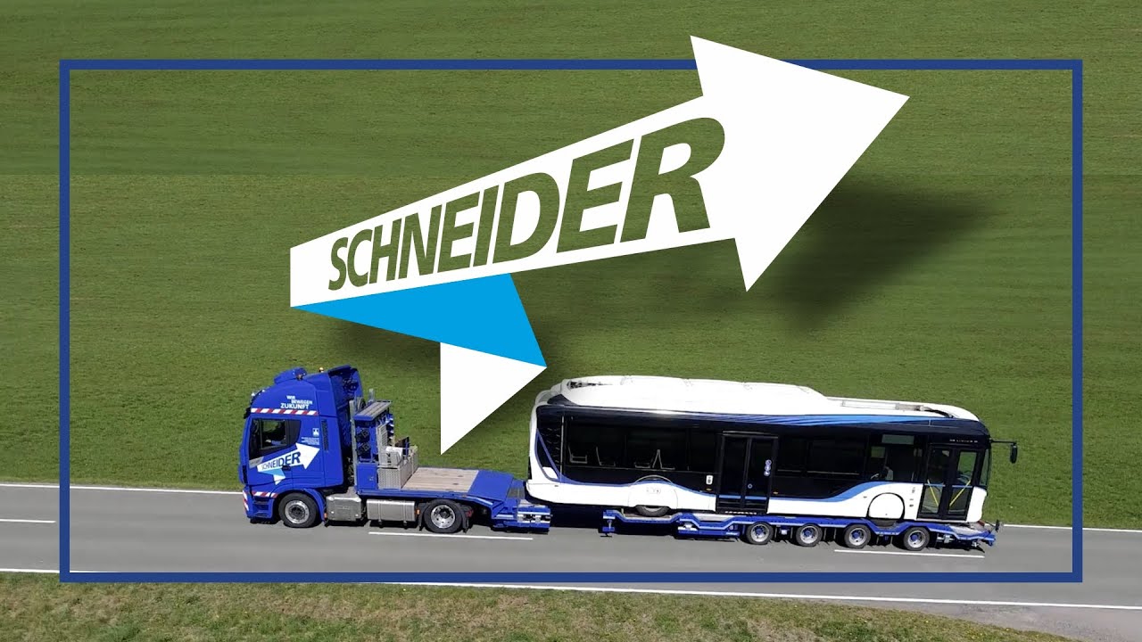 Bustransporte XXL - Riesentieflader nimmt Bus huckepack.