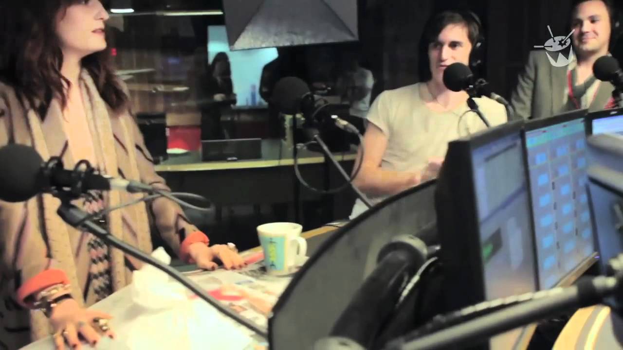 Florence Welch Art Attacks Tom & Alex!