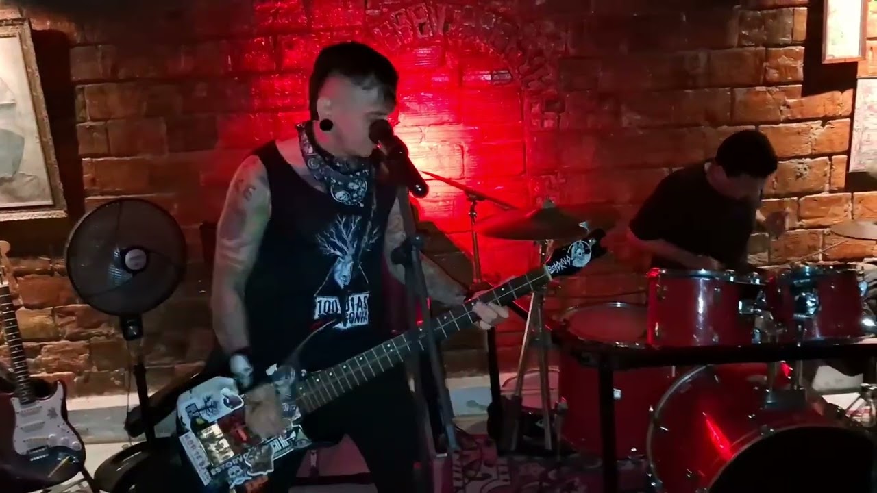 MIL VEZES MAIS  - 100 Dias de agonia (parte 4) show no lollopub