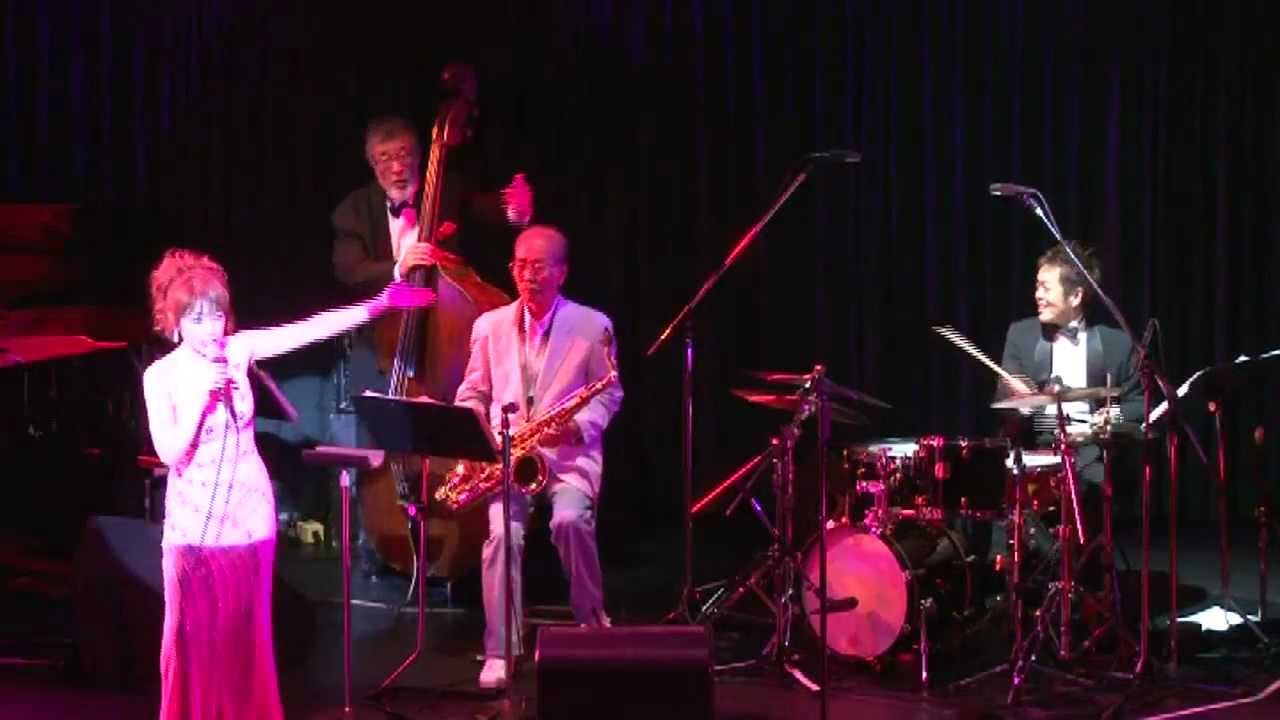 It don't mean a thing（スウィングしなけりゃ意味がない） by 水沢花音子