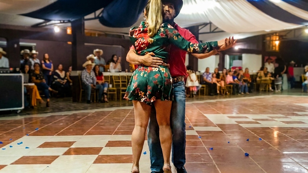 Ingratitud - bailando con con elegancia, Baile de xv a&ntilde;os Athziri, pacto norteno Chihuahua 34 6 21