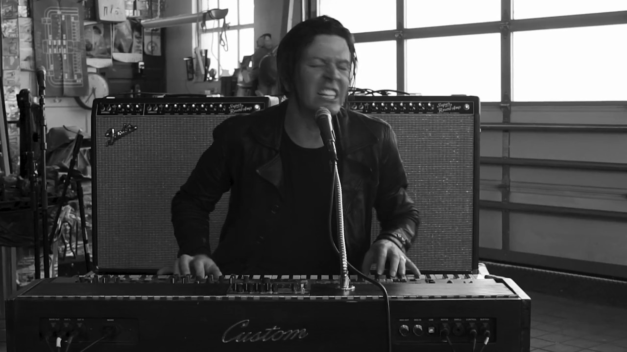 Walking Papers - Hard to Look Away - Garage Sessions