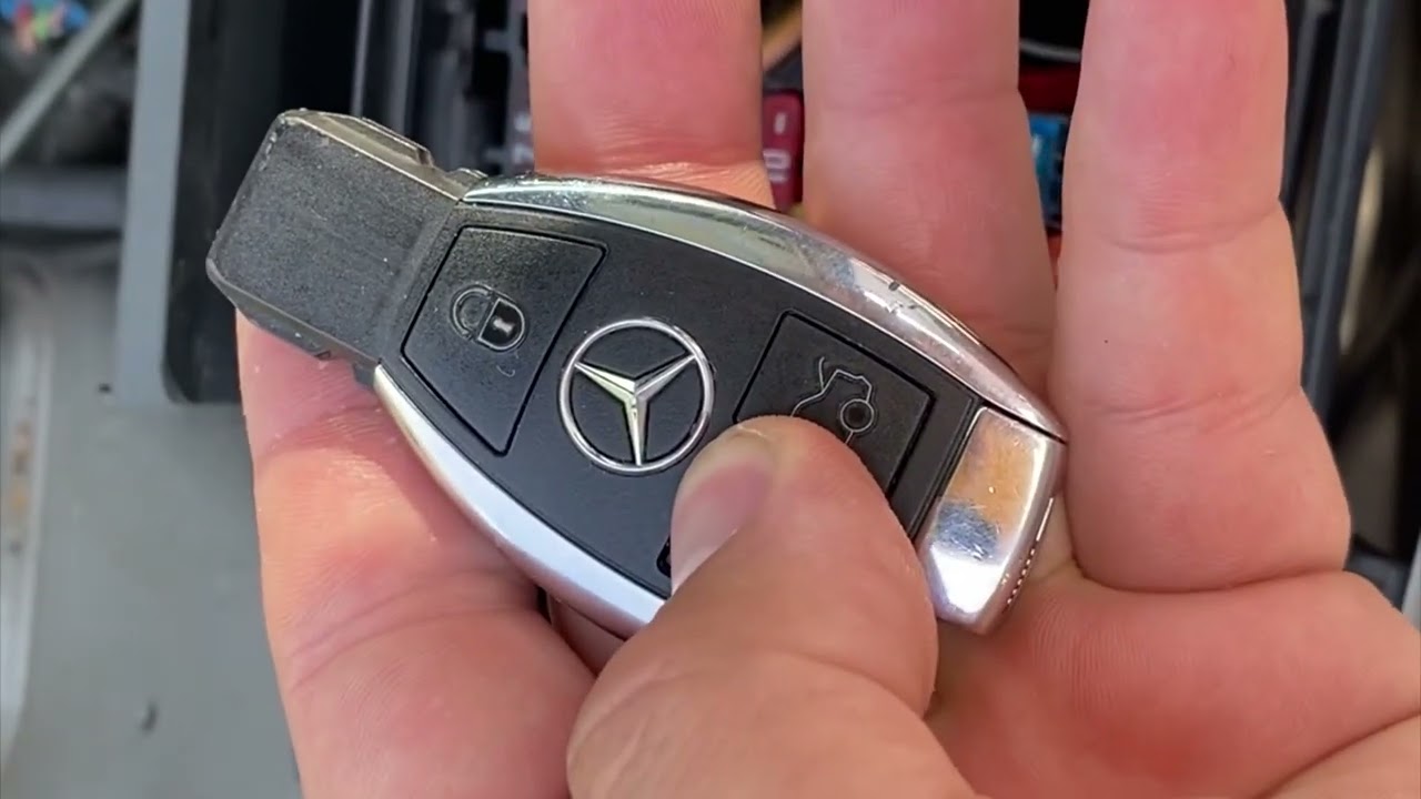 Сбой центрального замка в машине Mercedes w210