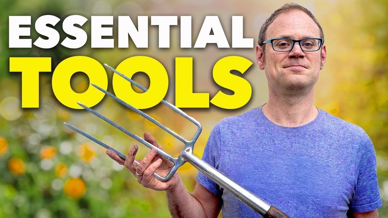 Starting a Garden? You Need To Buy These 5 Tools.