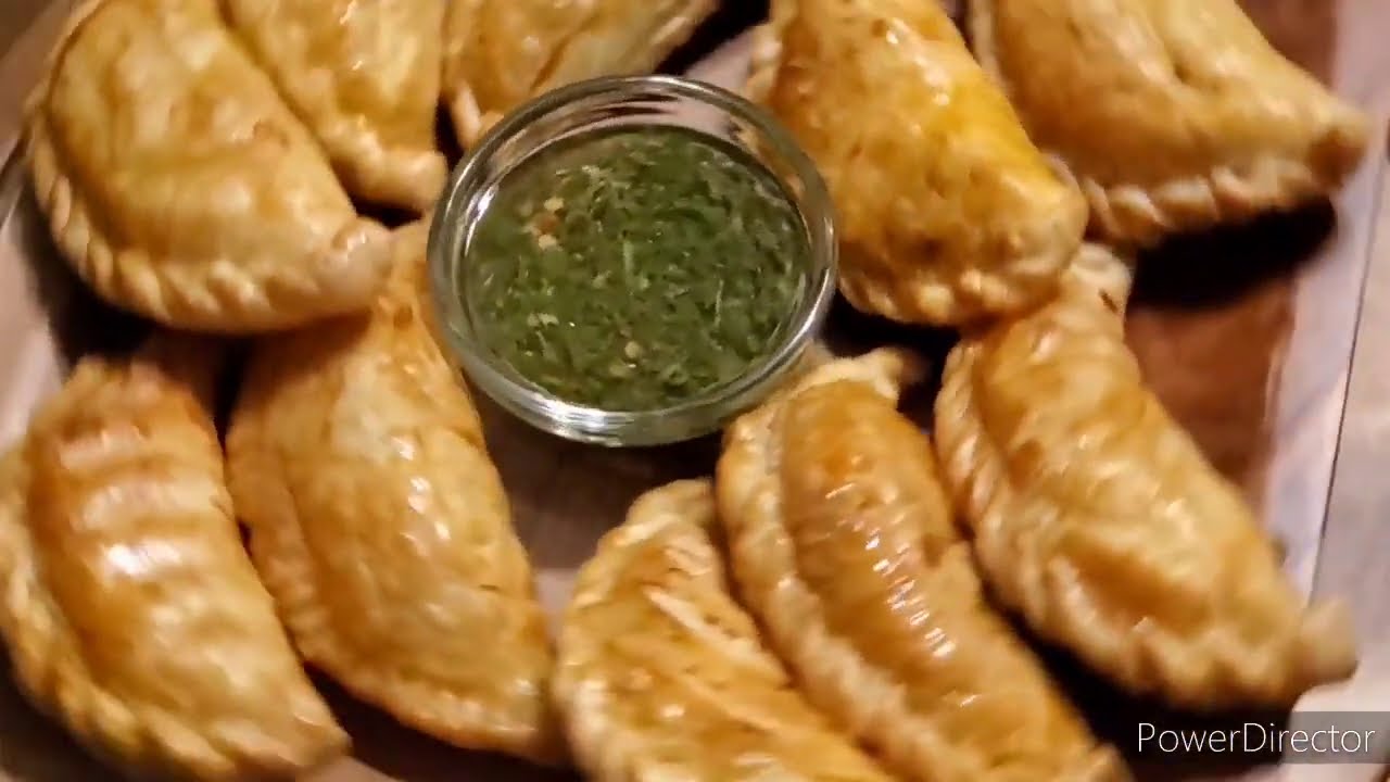 Empanadas Argentinas en la Airfryer o en el horno y Chimichurri