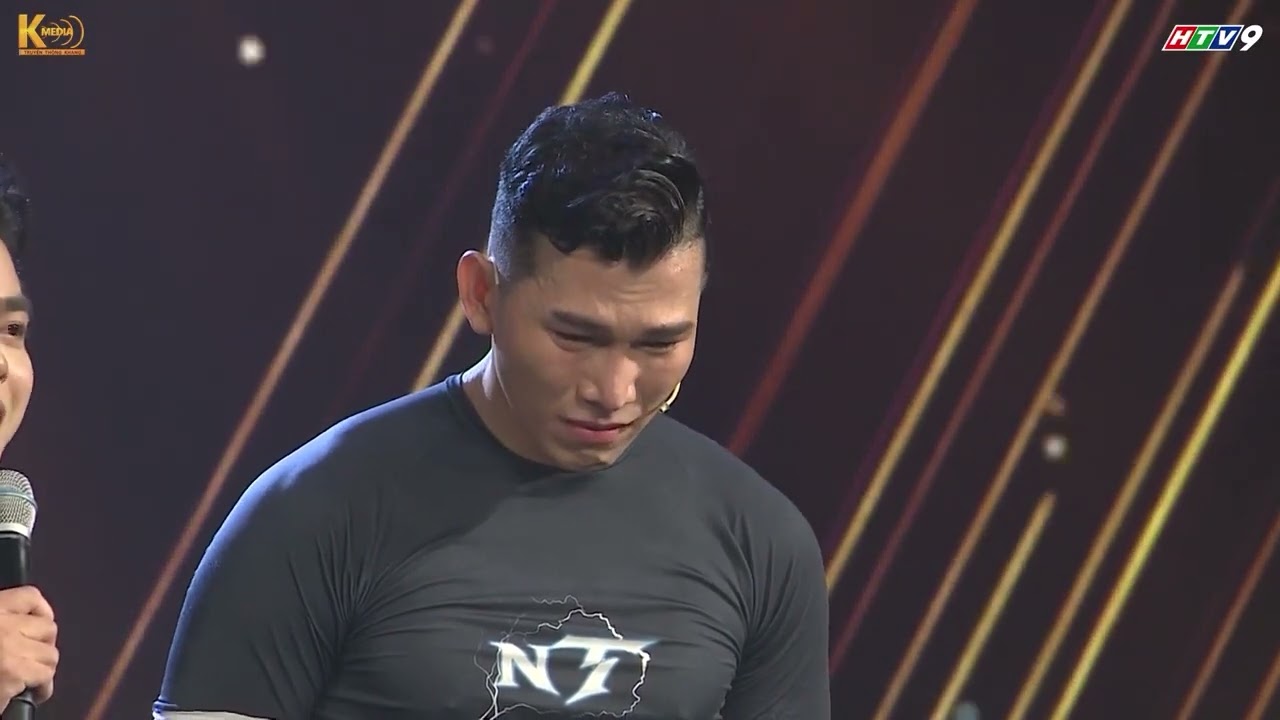 Si&ecirc;u Mẫu Ngọc T&igrave;nh  Chia tay với &Eacute;n V&agrave;ng Nghệ Sĩ 2022