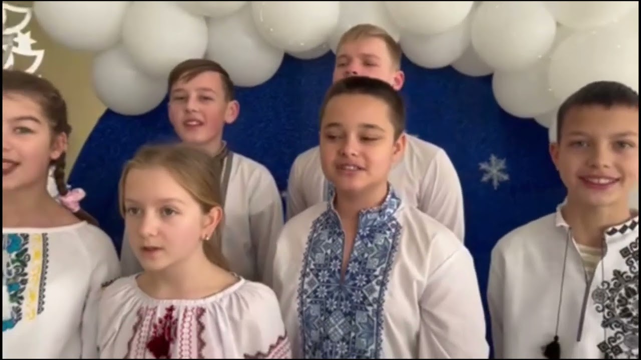 Колядка у виконанні учнів 7-Б класу КЗ Кривоозерського ліцею №1 (2023-2024 навчальний рік)