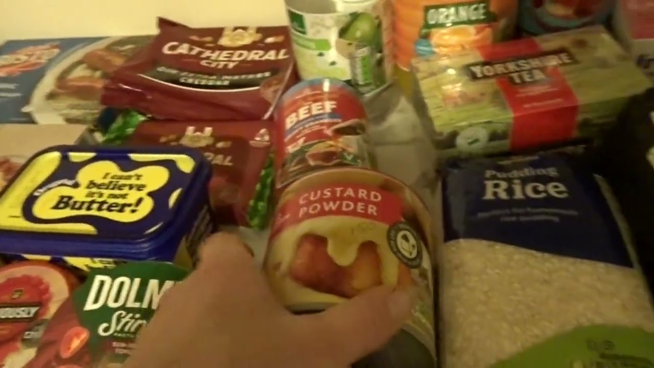 Food Shop and Meal Plan, spending Extra for Visitors.