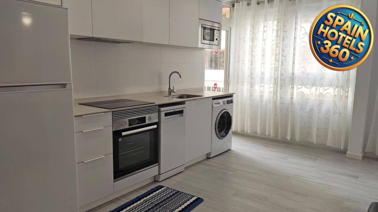 Apartamentos Playa Norte Peniscola 3000 | Calig, Spain | Hotel Review 🛏️