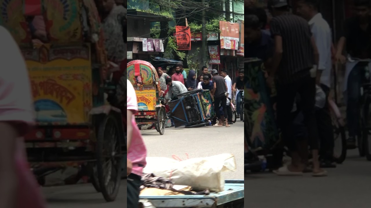 Rickshaw accident in Bangladesh #shorts #trending #mot#gowithsayem