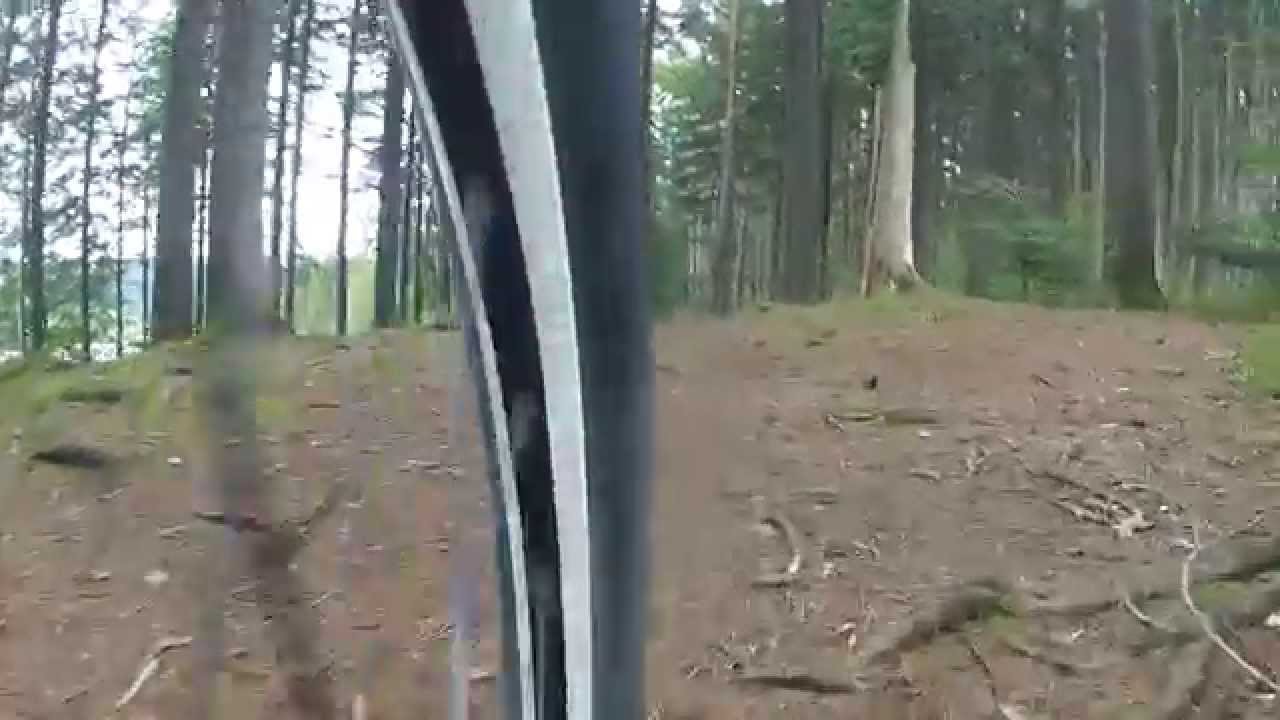 MTB Kaufbeuren Trails im Wald Kaufbeuren  Sicht Federgabel GoPro Hero