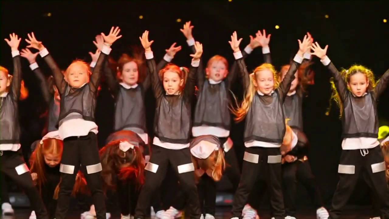 DANCE STUDIO TODES  RECHNOY