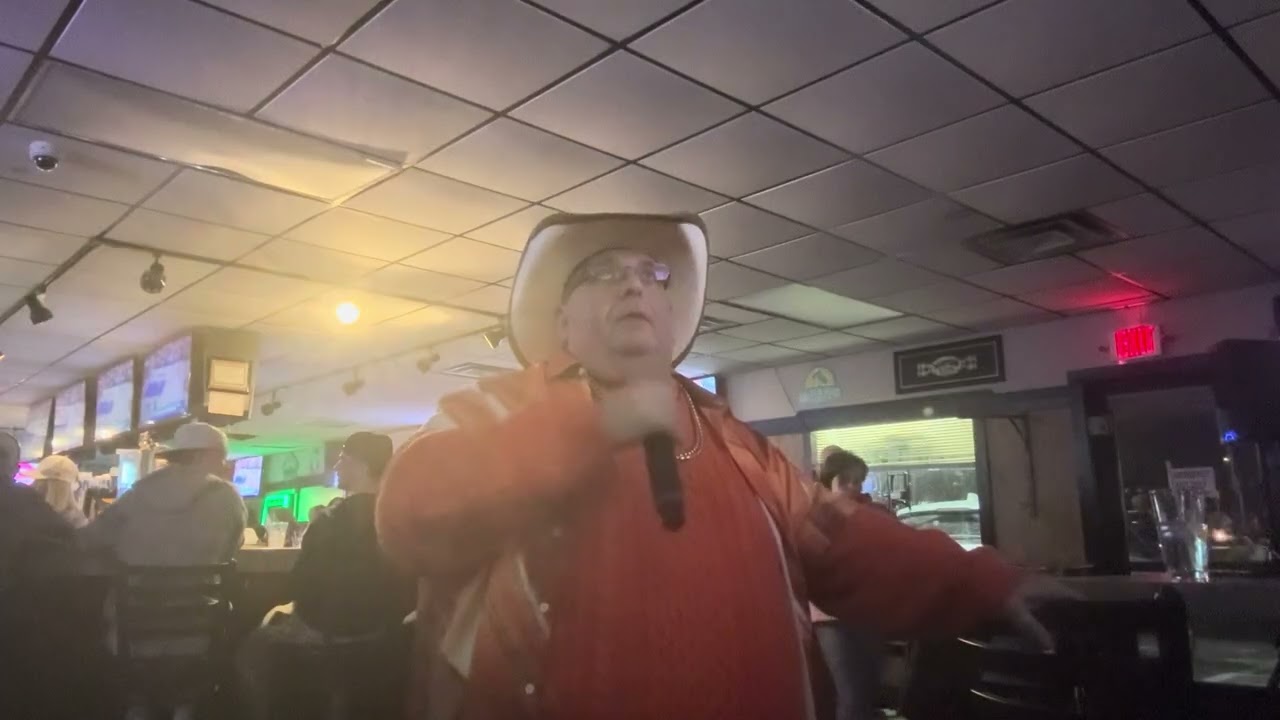 @FrankSinatra #newyorknewyork #karaoke 