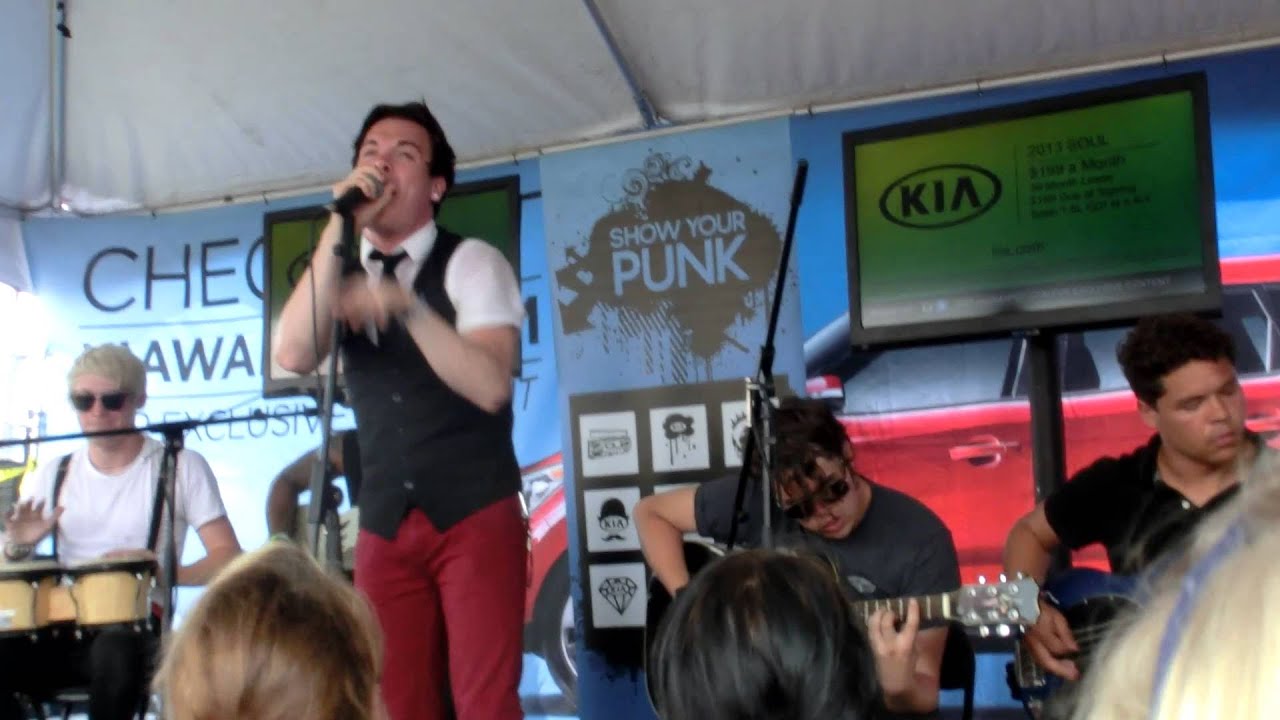 Set It Off - I'd Rather Drown - live acoustic - Vans Warped Tour 2013 Buffalo