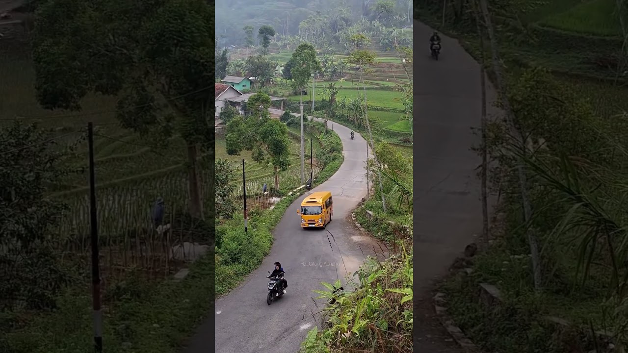 🚌 Extreme Off-Road Bus Journey: Navigating the Impossible! #ShortVideos #OffRoad #AdventureTravel🚙🚙