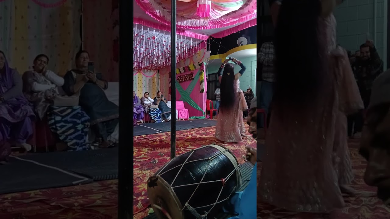 Himachal Pradesh best Hit dance with singing.