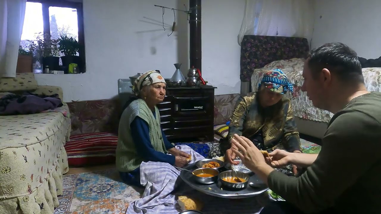 Köyde akşam yemeği - Süper kadın ve Meşhur sultan ile köy yemeği. Denizli village life  köy hayatı