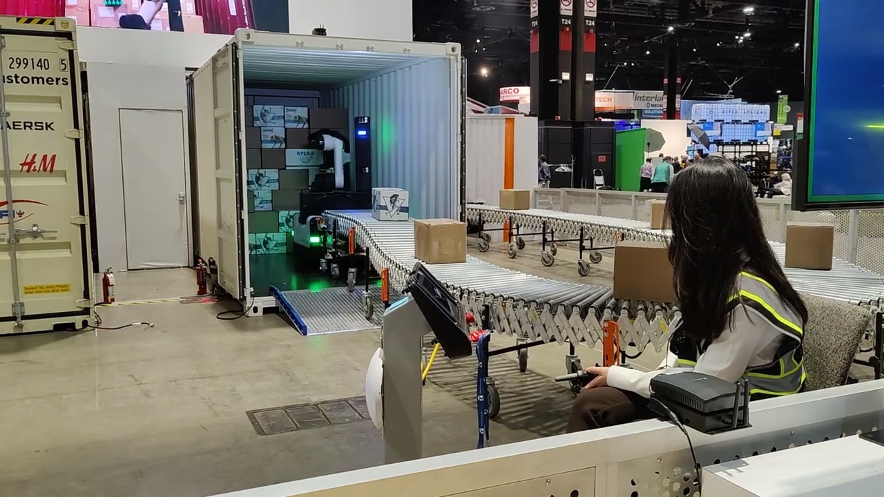 ProMat 2023 - Boston Dynamics Stretch - Truck Unloading