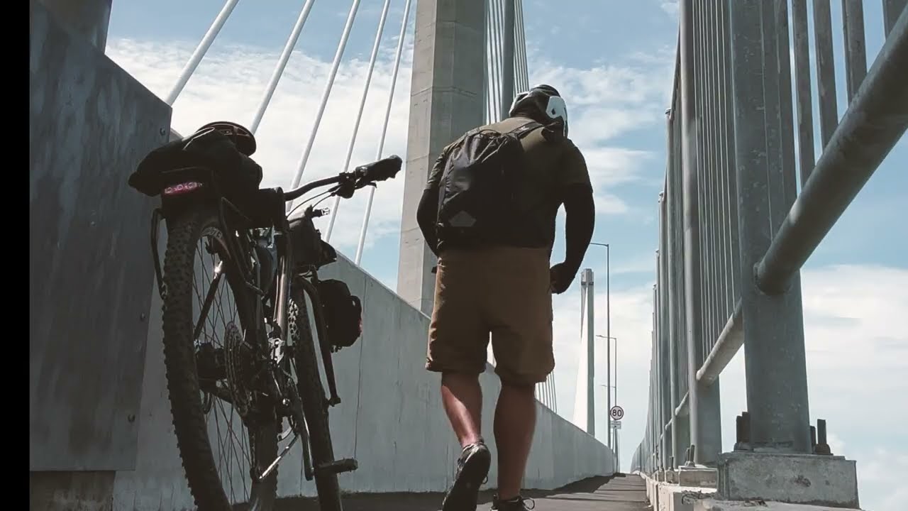 Bike The Cebu-Cordova Link Expressway (CCLEX)