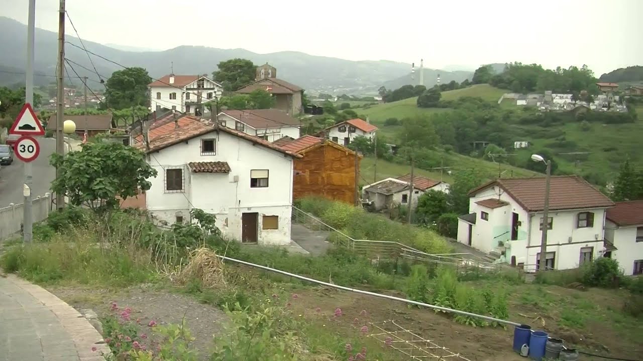 Abanto aborda la segunda fase de regeneración del barrio de Santa Juliana