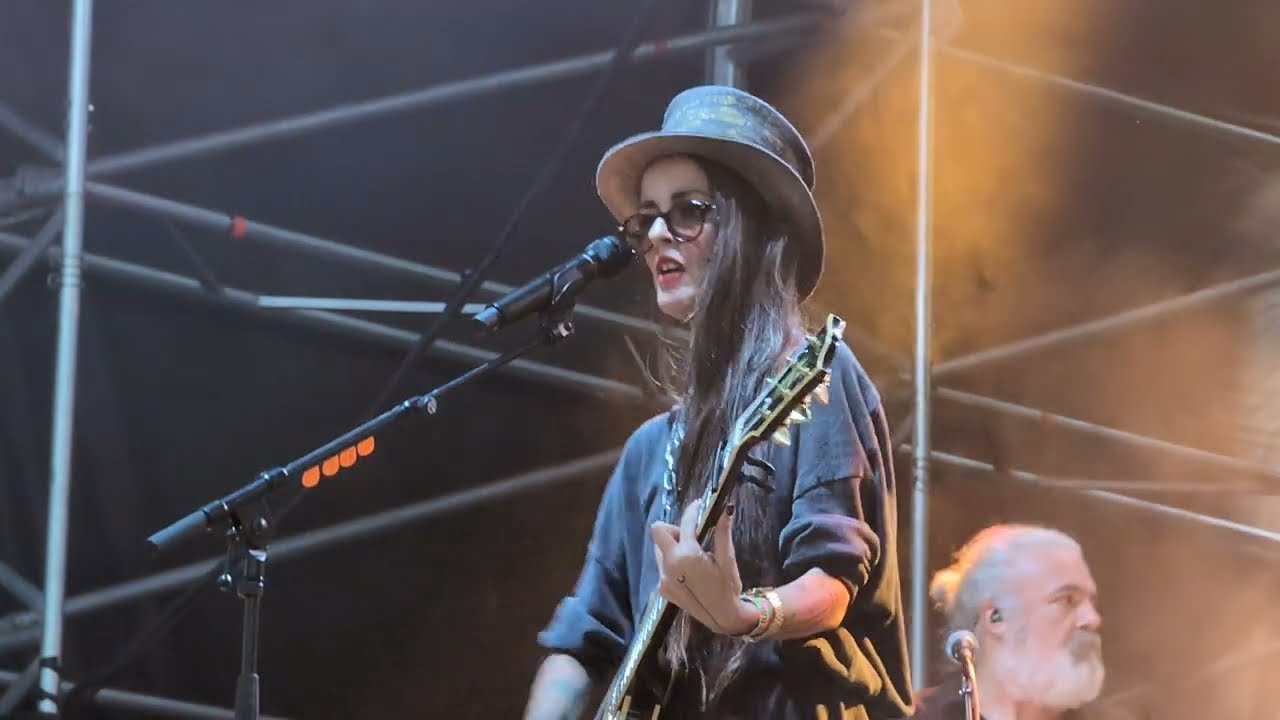 Vega - Donde Estabas T&uacute; - Directo Caudal Fest 2025 - Lugo - 4K