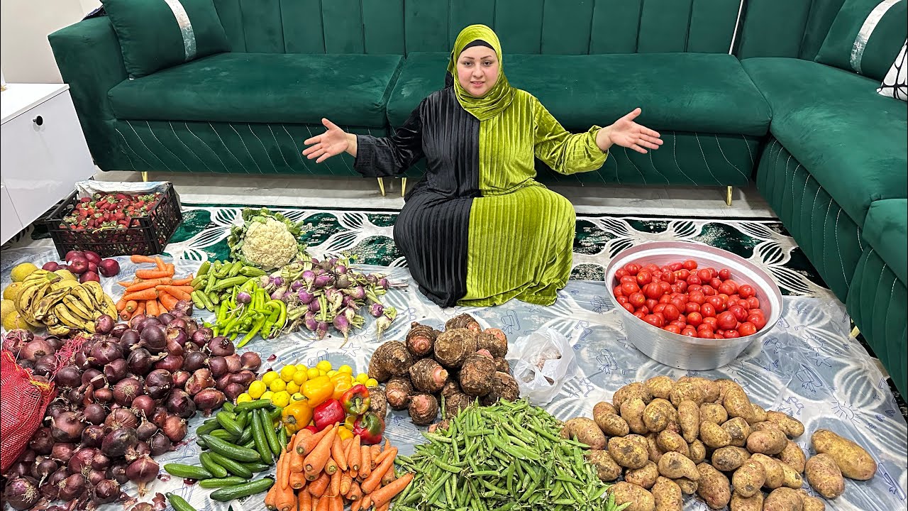 الشغل مش عيب الشغل بيجيب شغل والارزاق بيد الله☺️