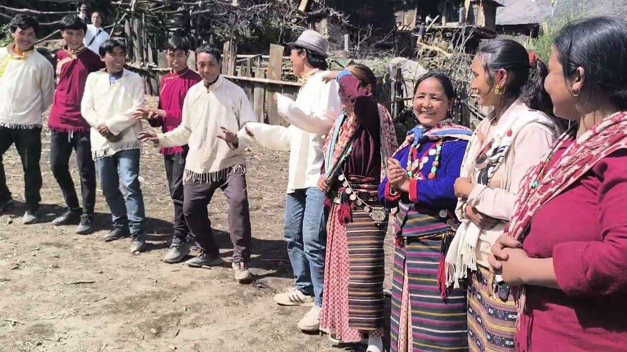 Karmarong dance 