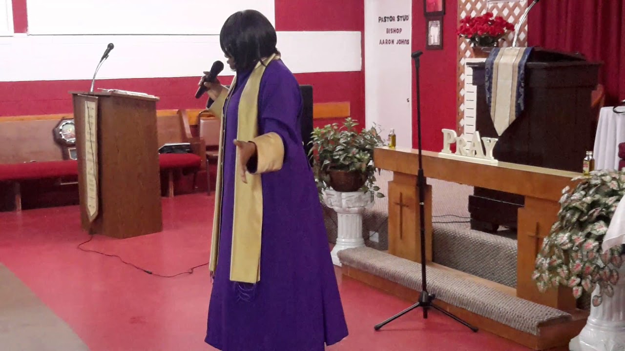 Pastor Faye Williamson 