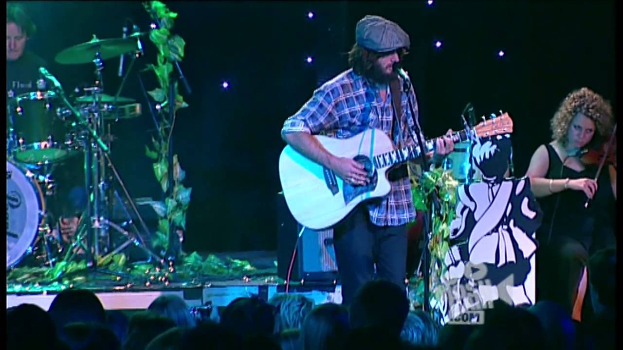 Angus & Julia Stone - Silver Coin (Live in Sydney) | Moshcam