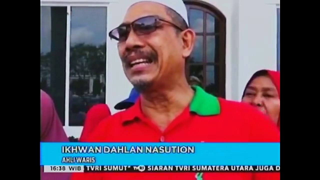TVRI : AHLI WARIS AHMAD DAHLAN NASUTION DEMO KANTOR BUPATI ASAHAN -