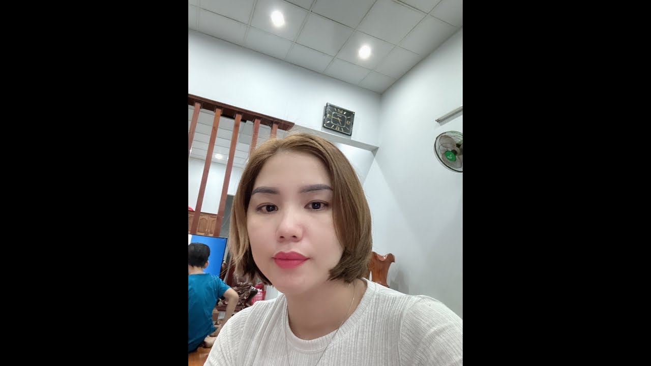Mỹ nghệ Út Hiền đang phát trực tiếp!