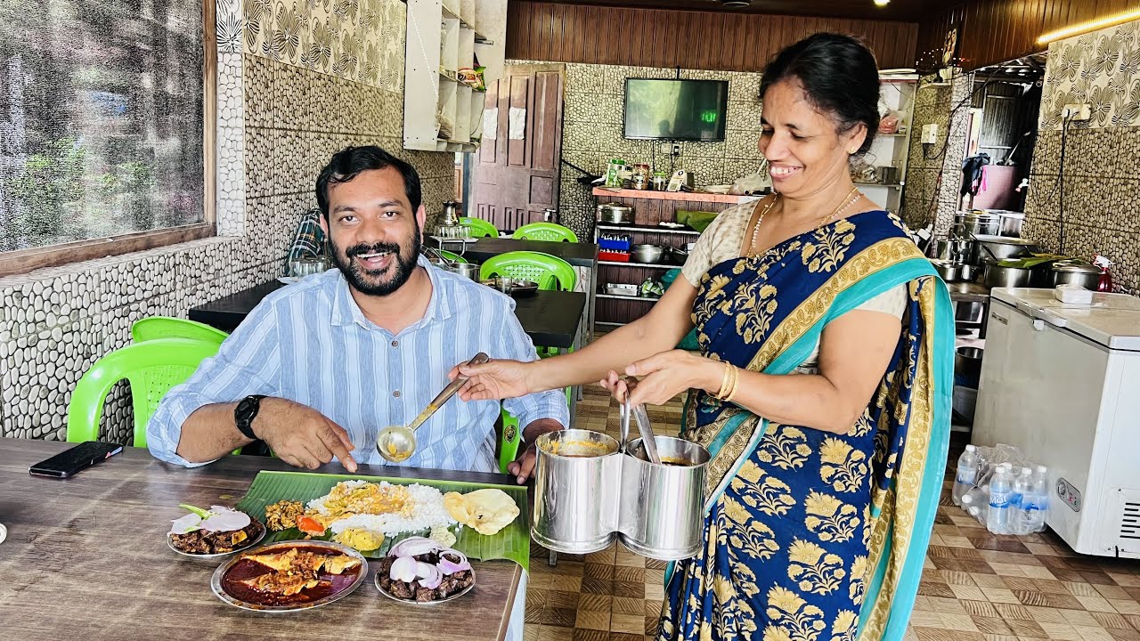 ആഡംബരങ്ങൊളുന്നുമില്ലാത്ത ഒരുച്ചയൂണ് പോത്തുലർത്തിയതും കൂട്ടി |street food kerala