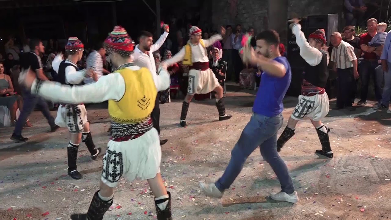 Kadir Ellikci'nin düğününde Dursunbey Barana Ekibi