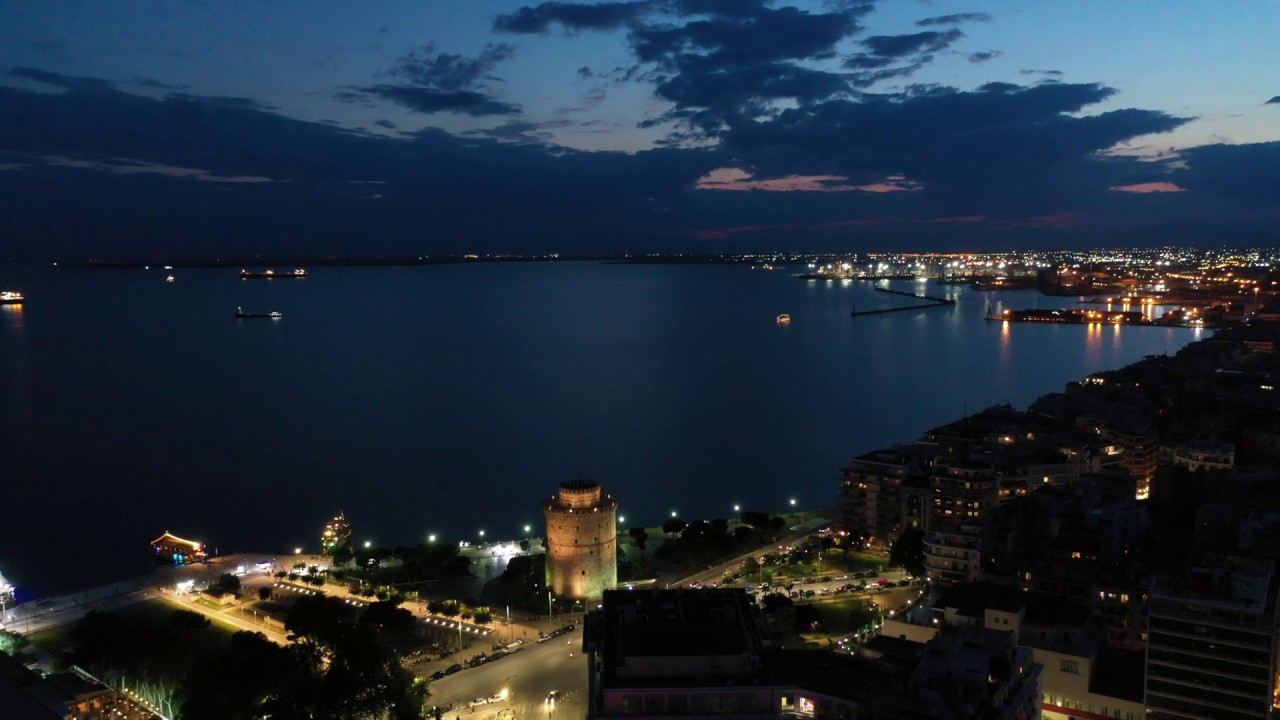 Μέγαρο Μουσικής - Μετά το ηλιοβασίλεμα - Λίγα σύννεφα