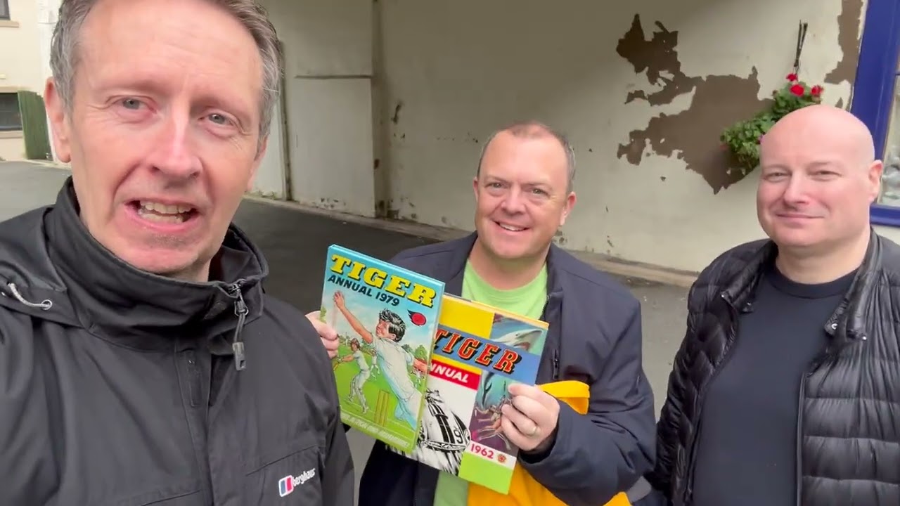 EXTRA POD! Collectors Corner on tour!