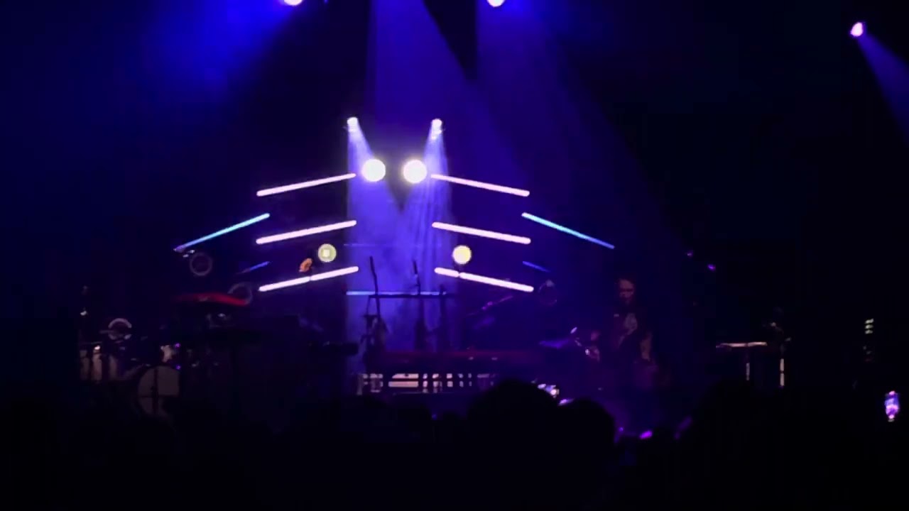 Owl city 10-04-2023 (almost) full show