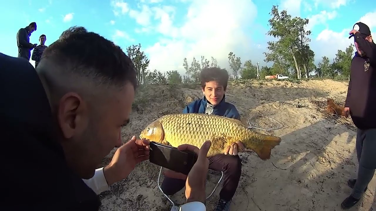 MUCHAS CARPAS EN ENTRE RIOS / PESCA EN PUENTE PARANACITO