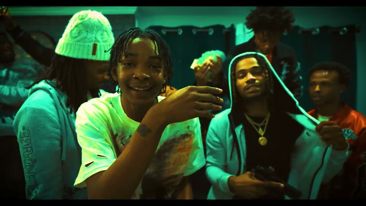 La Ric- First time I Seen Her(Official Music Video)
