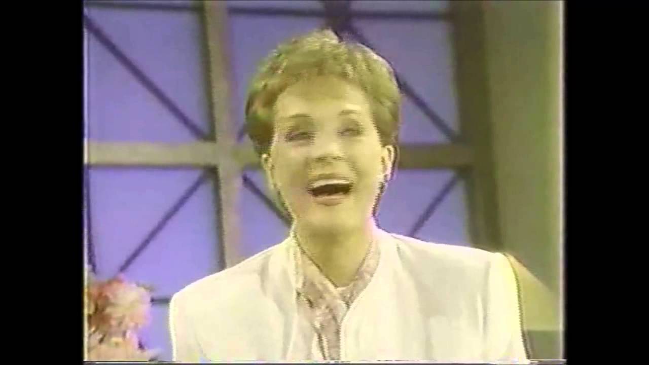 Julie Andrews - standing ovations