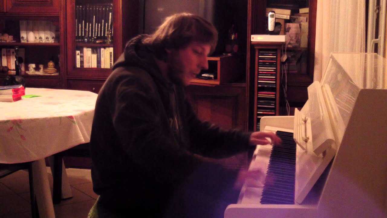 Ghosts'n Goblins Theme on piano (Crazy cover!)