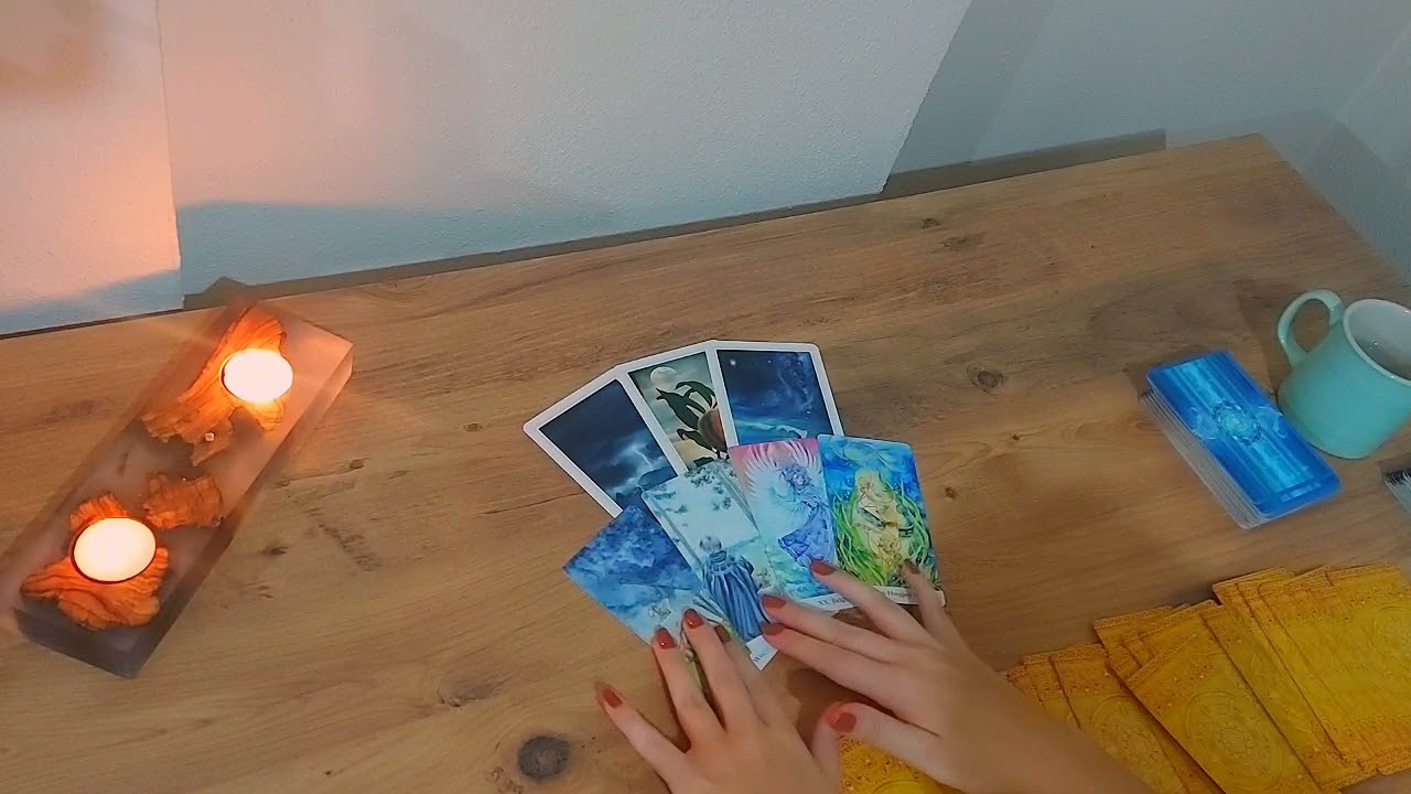 Anlık Enerjilerde Aklınızdaki Kişi 🌟 Ne Yapıyor ⏳ Ne Durumda 🤍