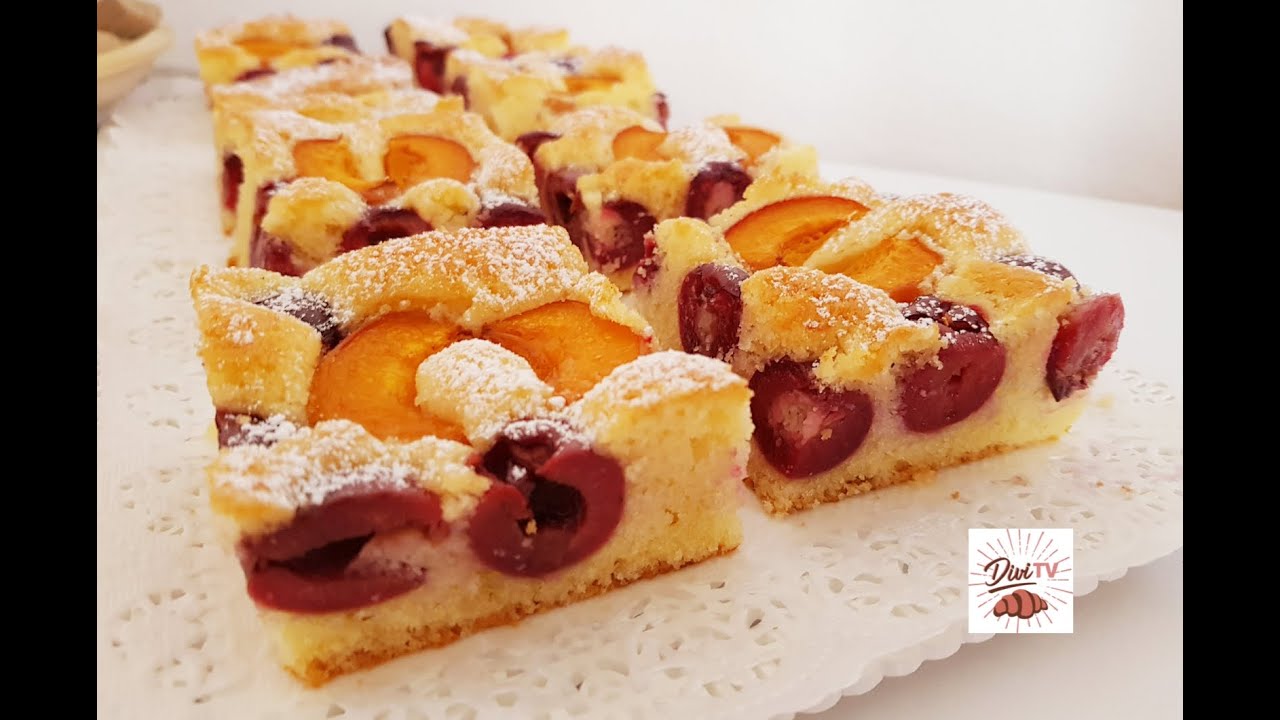 Flaumiger Blechkuchen mit Marillen und Kirschen/ einfach und schnell gemacht