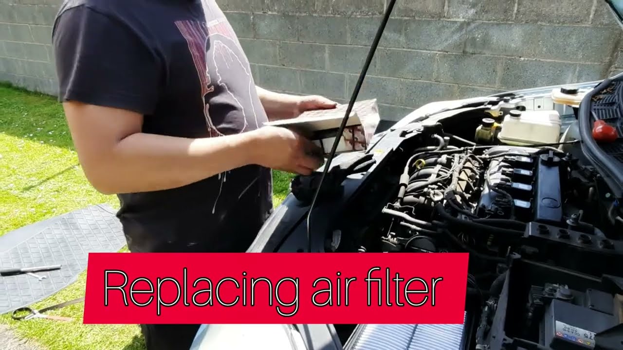 #Mazda 5 1.8  Engine oil / oil filter and Air filter change.. 😉👍
