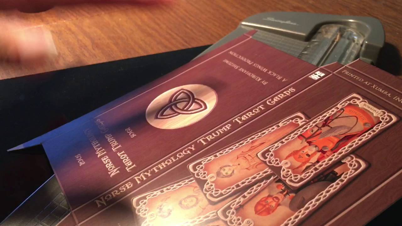 How I make my tarot deck boxes and booklet.