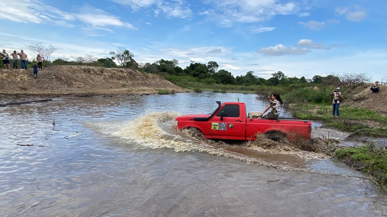 F1000 4X4 QUEBROU NA TRILHA DO PANTANAL