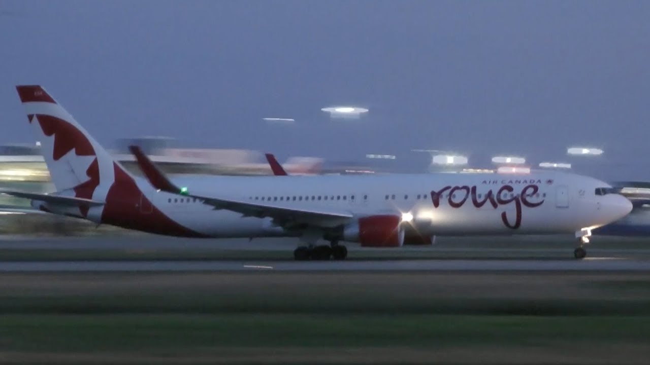 Air Canada Rouge Boeing 767-300ER Takeoff