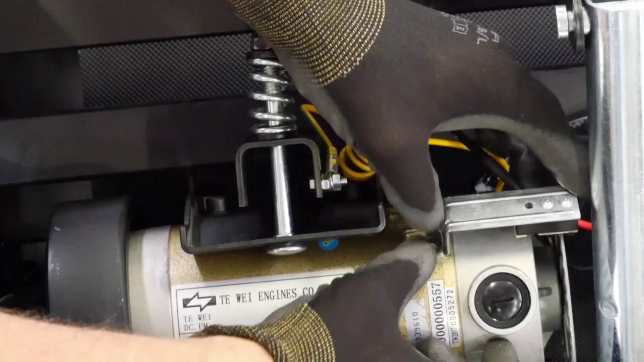 Comment changer le moteur sur les tapis de course Climb et Intense Run ?